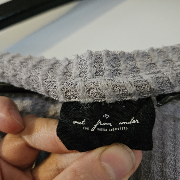 Urban Outfitters Out from under women's grey button front top - Picture 9 of 12